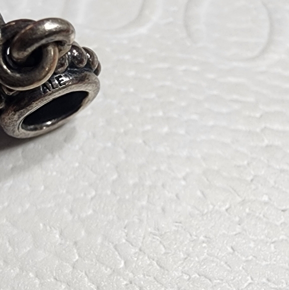 Pandora Pave Star with Blue CZ - Picture 5 of 7